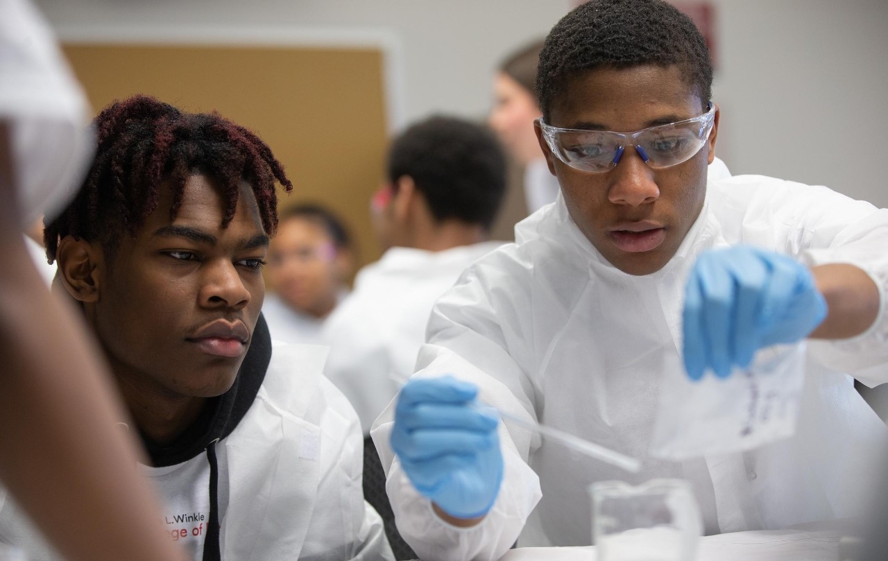 Dr. Harshita Kumari, College of Pharmacy, hosts the Magic of Cosmetic Chemistry workshop for area high school students.